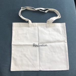 Realisation Par Canvas tote bag